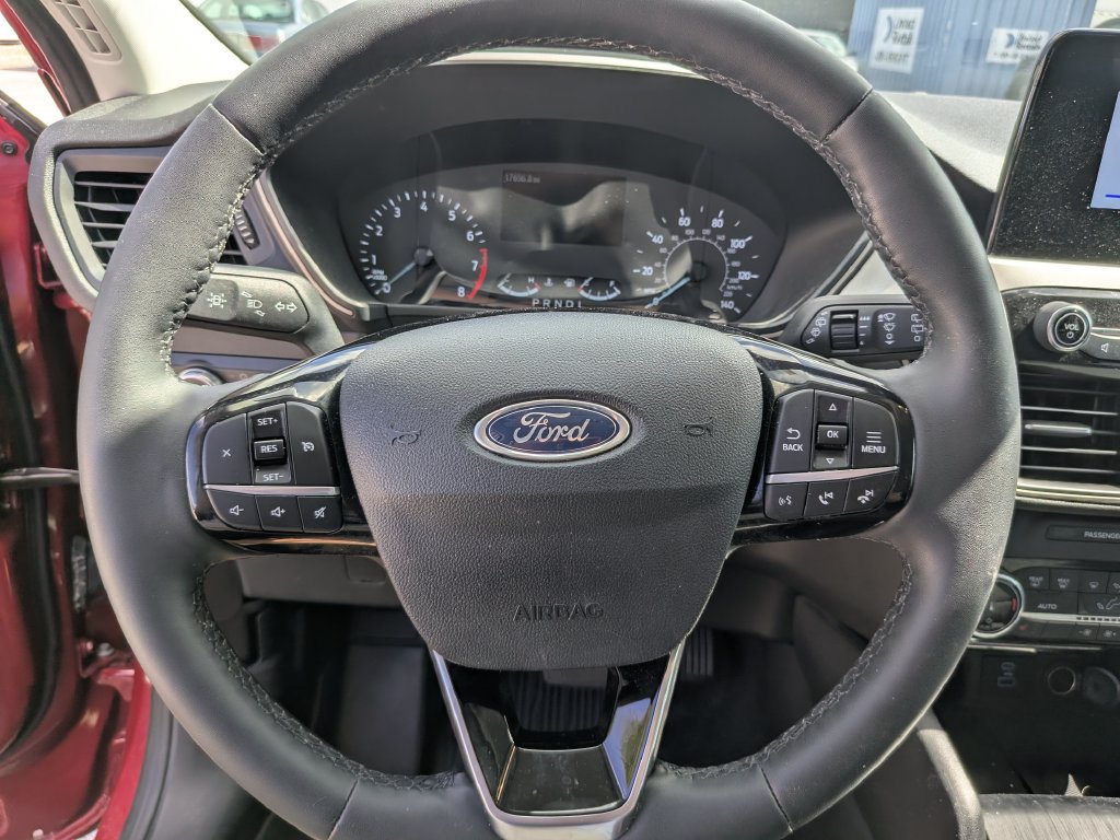 Certified 2022 Ford Escape SE w/ SE Sport Appearance Package FWD image 27