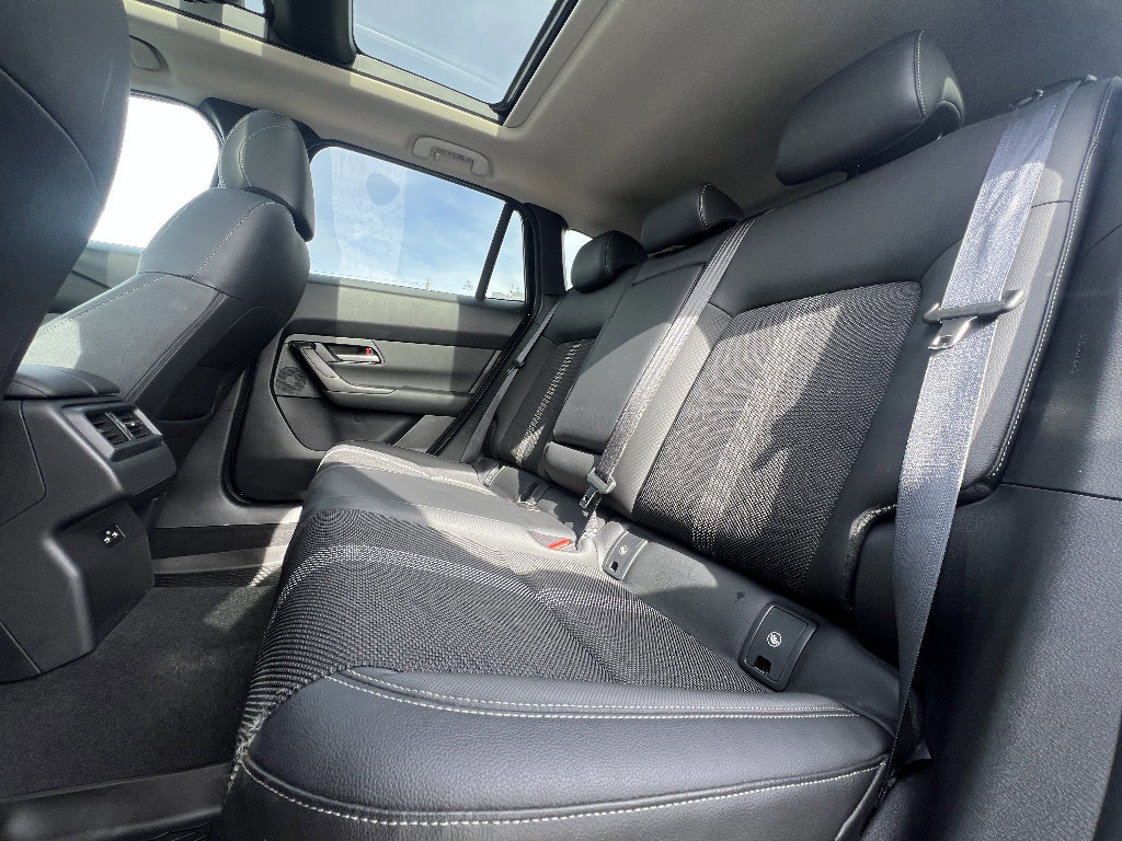 Used 2023 MAZDA CX-50 2.5 S w/ Cargo Package image 35