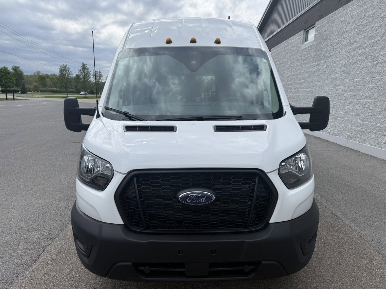 Certified 2024 Ford Transit 350 148 High Roof Extended DRW RWD image 7