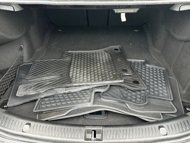 Used 2022 Mercedes-Benz E 350 4MATIC Sedan image 11