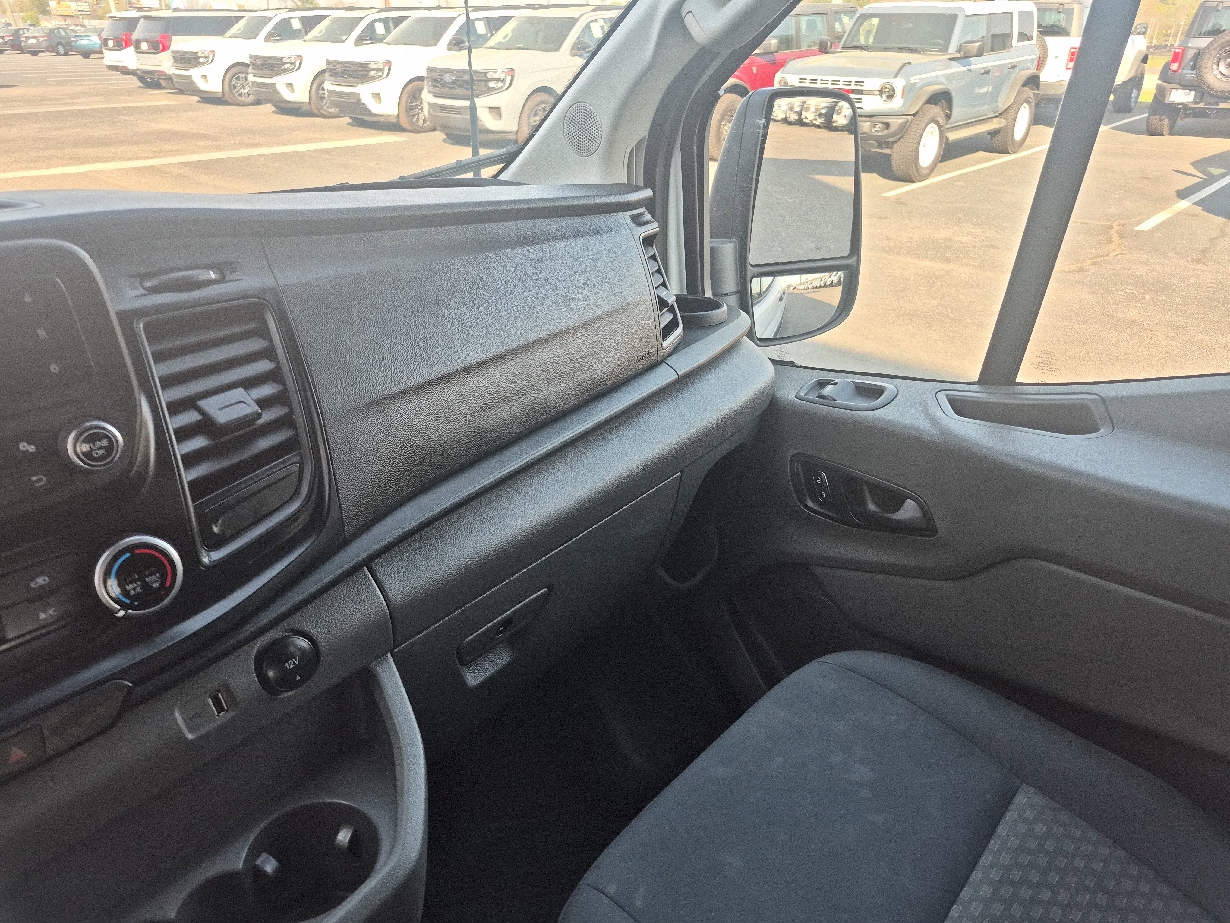 Certified 2024 Ford Transit 250 Low Roof w/ Exterior Upgrade Package image 20