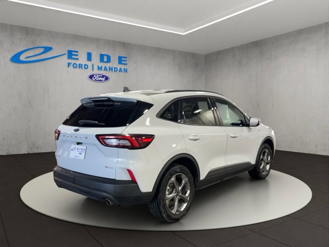 Certified 2025 Ford Escape ST-Line Select AWD/4WD image 14