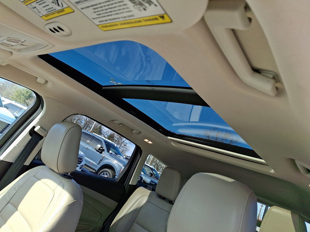 Certified 2019 Ford Escape Titanium image 20