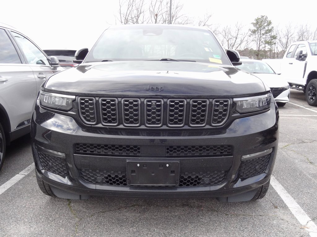Used 2023 Jeep Grand Cherokee L Summit image 2