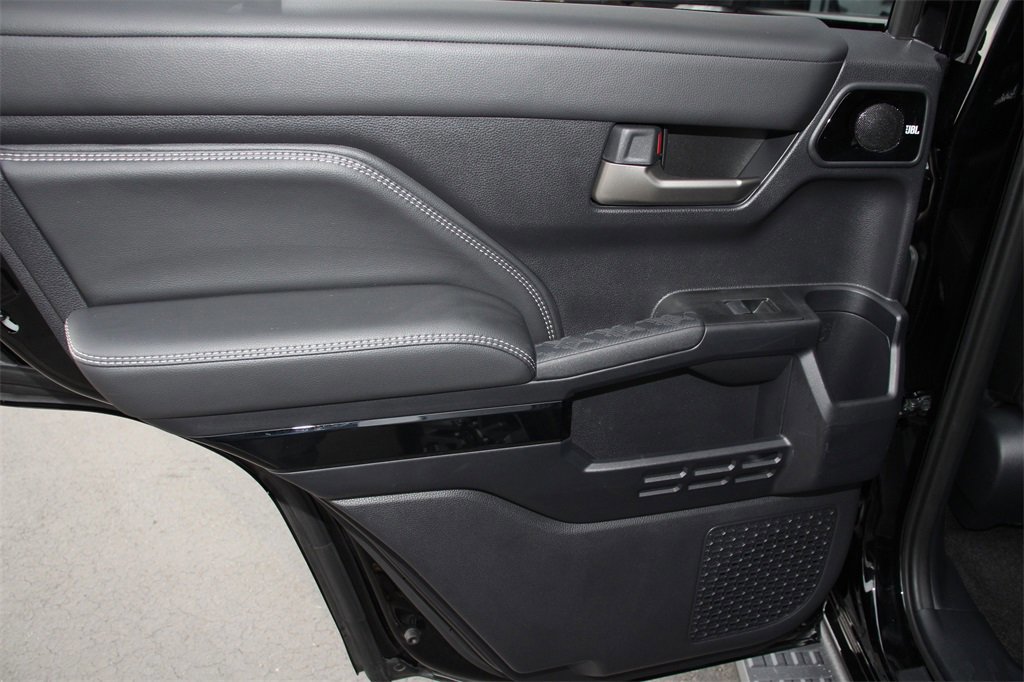 Used 2025 Toyota 4Runner Limited image 20