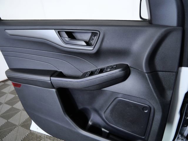 Certified 2025 Ford Escape Active image 26
