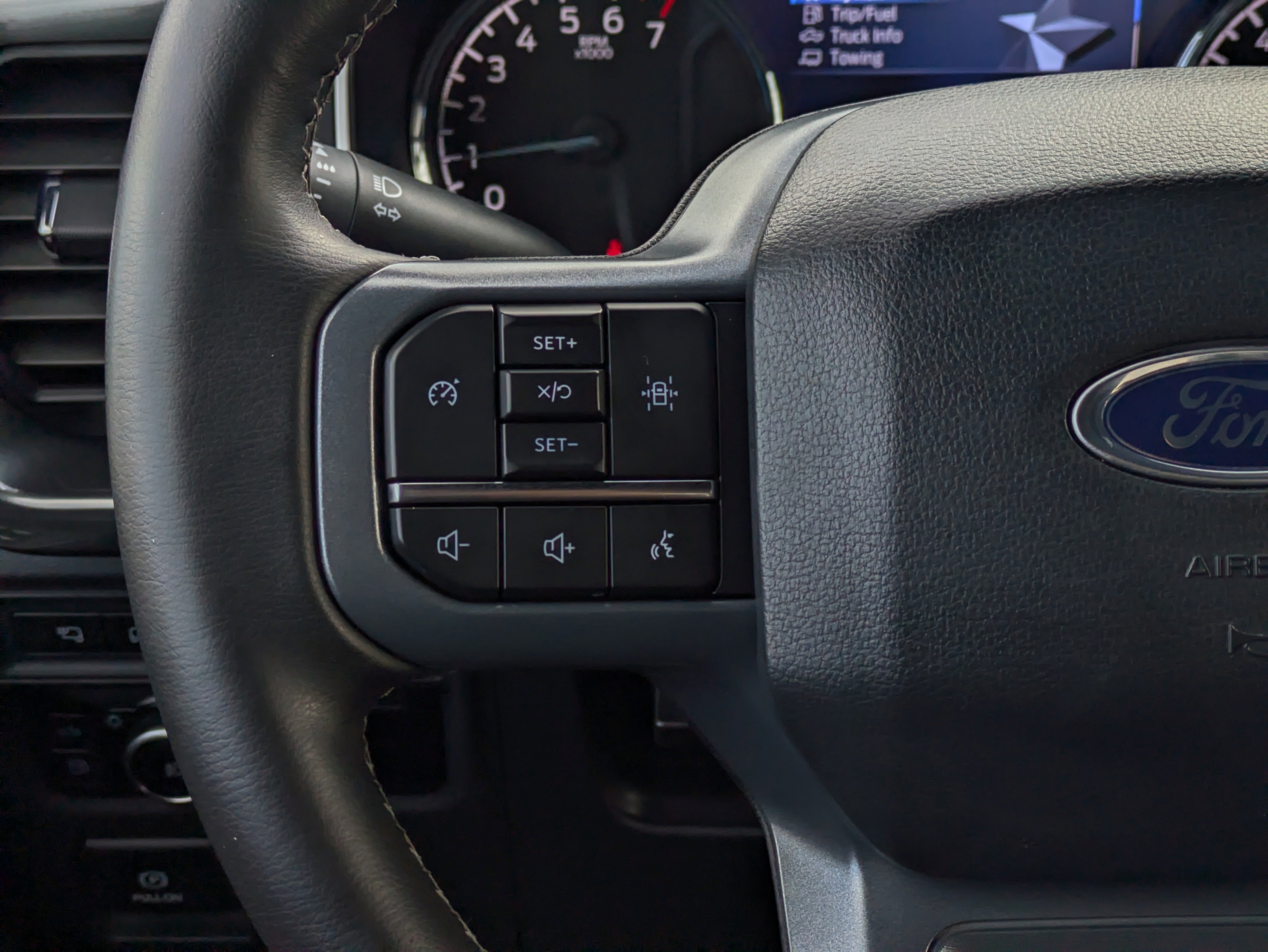 Certified 2023 Ford F150 XLT w/ Equipment Group 302A High image 25