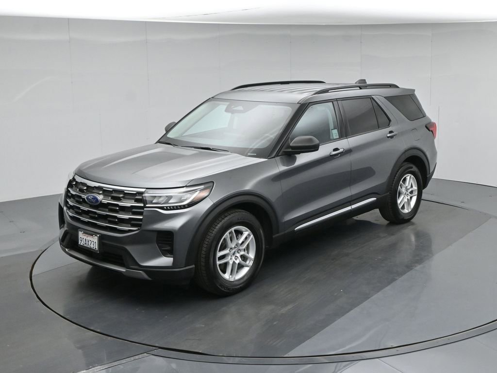 Certified 2025 Ford Explorer Active RWD image 40