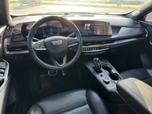 Used 2024 Cadillac XT4 Sport image 17