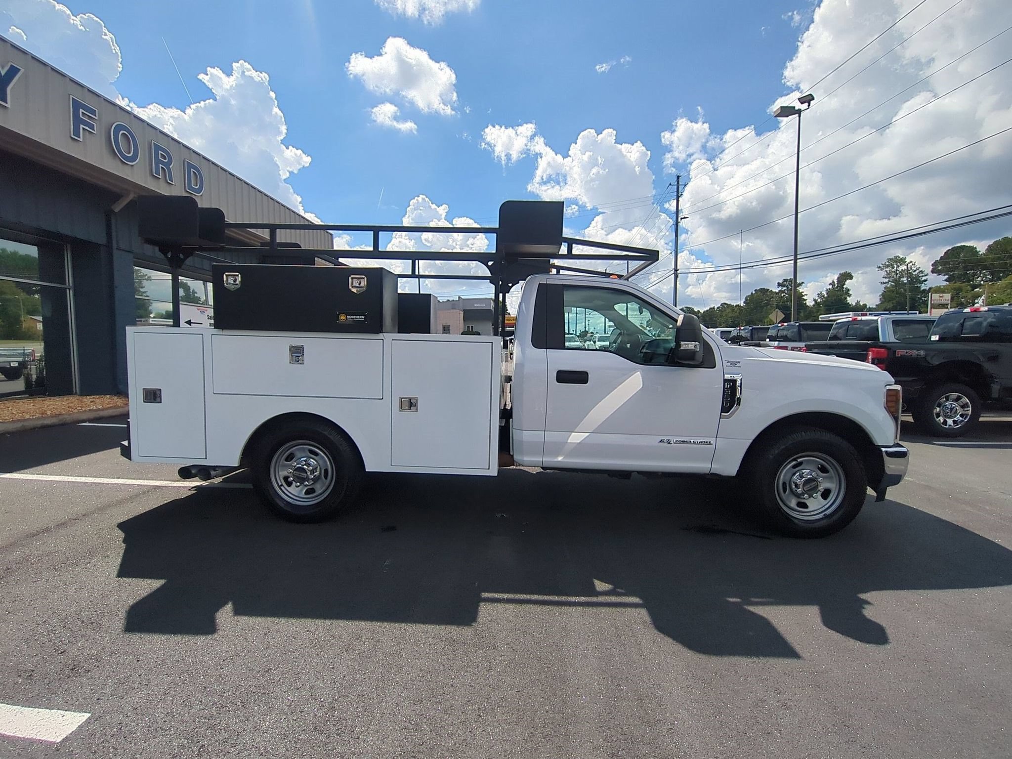 Certified 2019 Ford F350 XL w/ XL Value Package RWD image 4