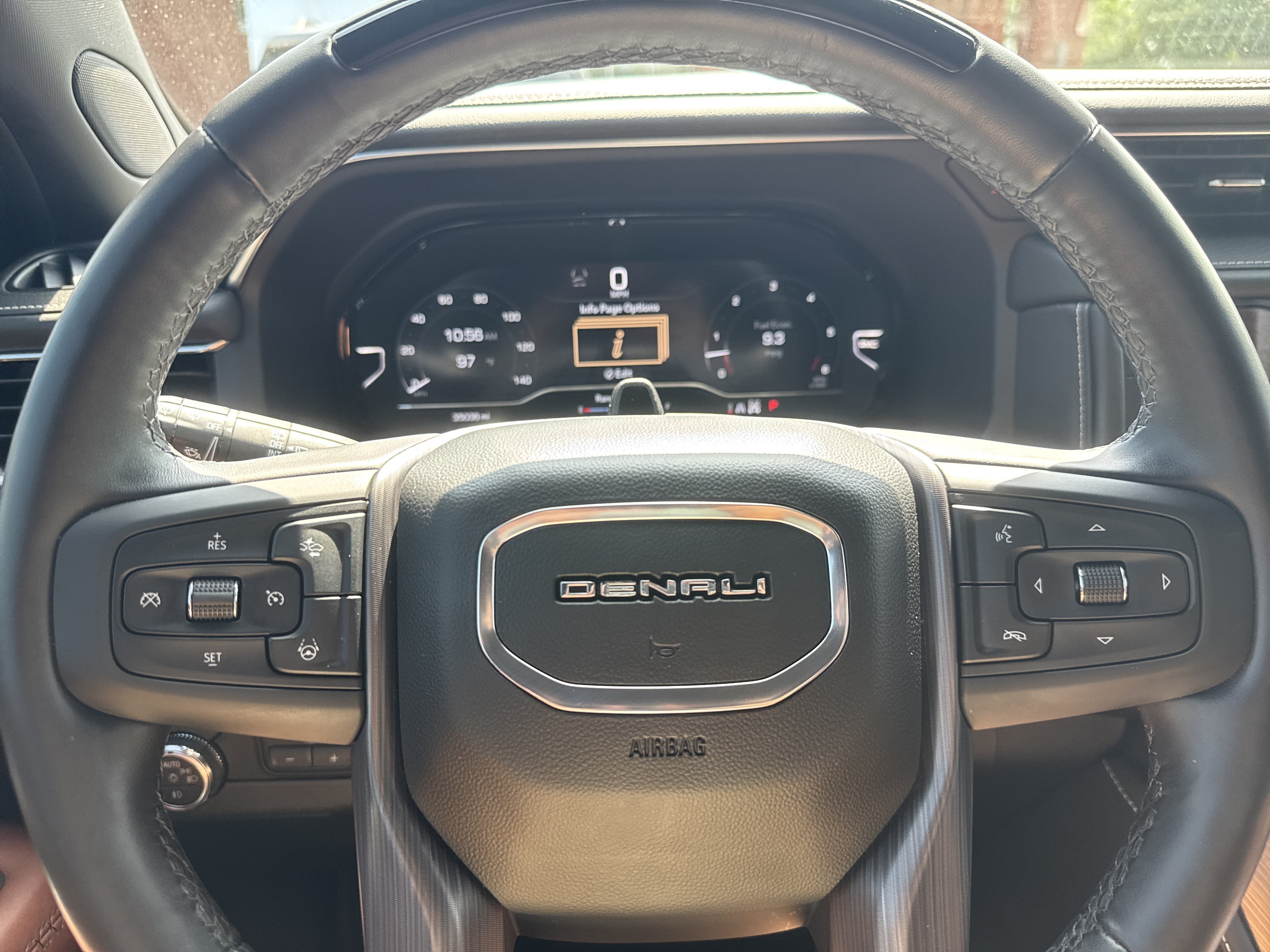 Used 2023 GMC Yukon XL Denali Ultimate w/ LPO, Floor Liner Package AWD/4WD image 16