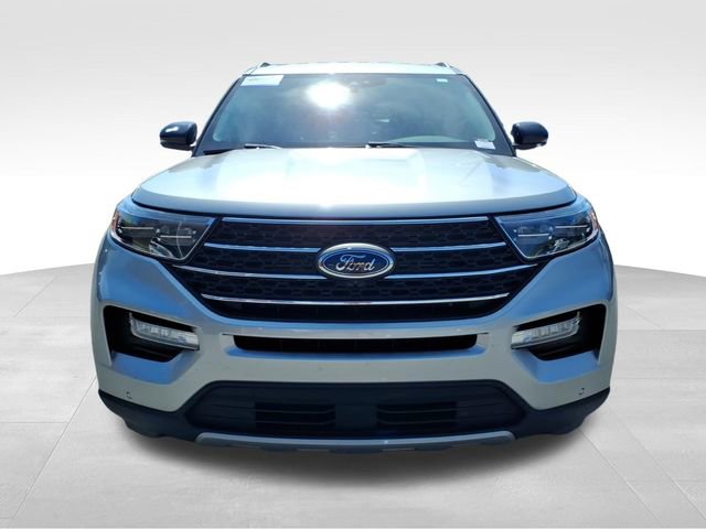 Certified 2023 Ford Explorer XLT w/ Equipment Group 202A AWD/4WD image 12