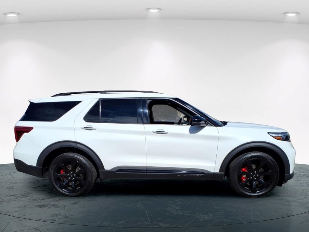 Certified 2023 Ford Explorer ST w/ Equipment Group 401A AWD/4WD image 7