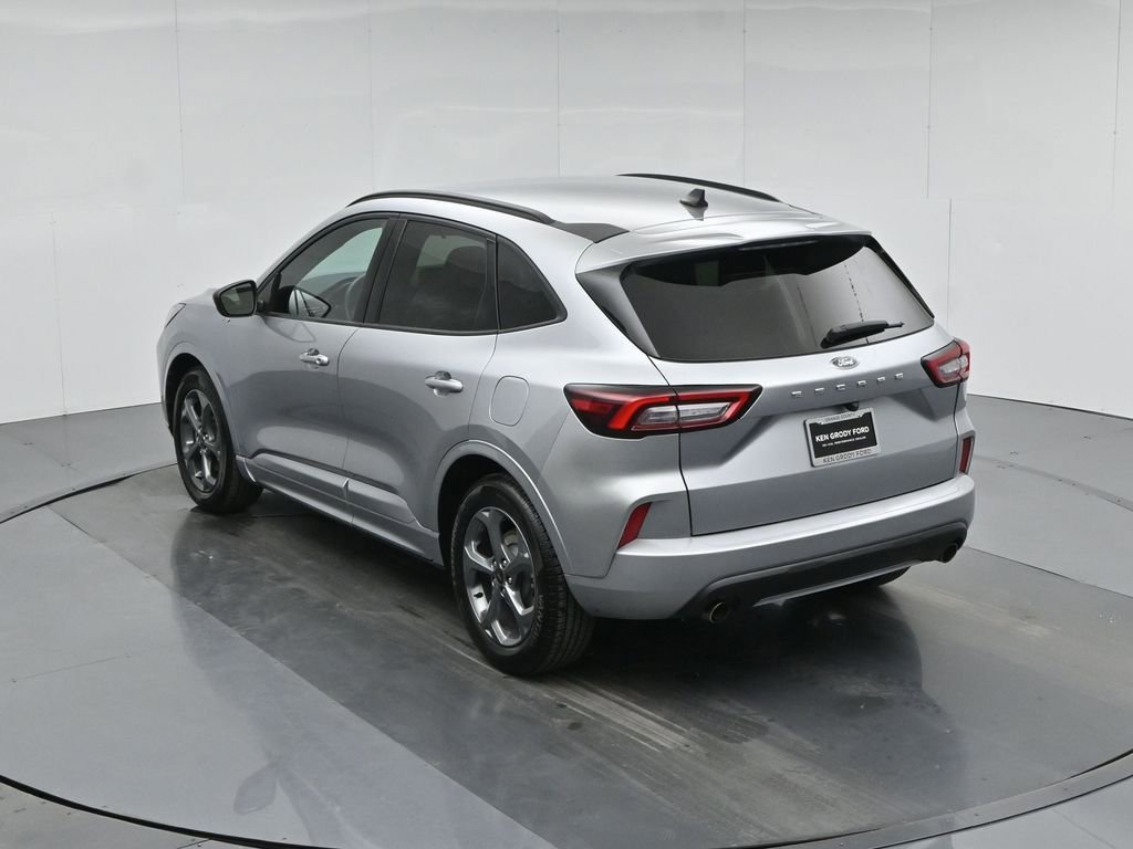 Certified 2024 Ford Escape ST-Line w/ Cold Weather Package image 20