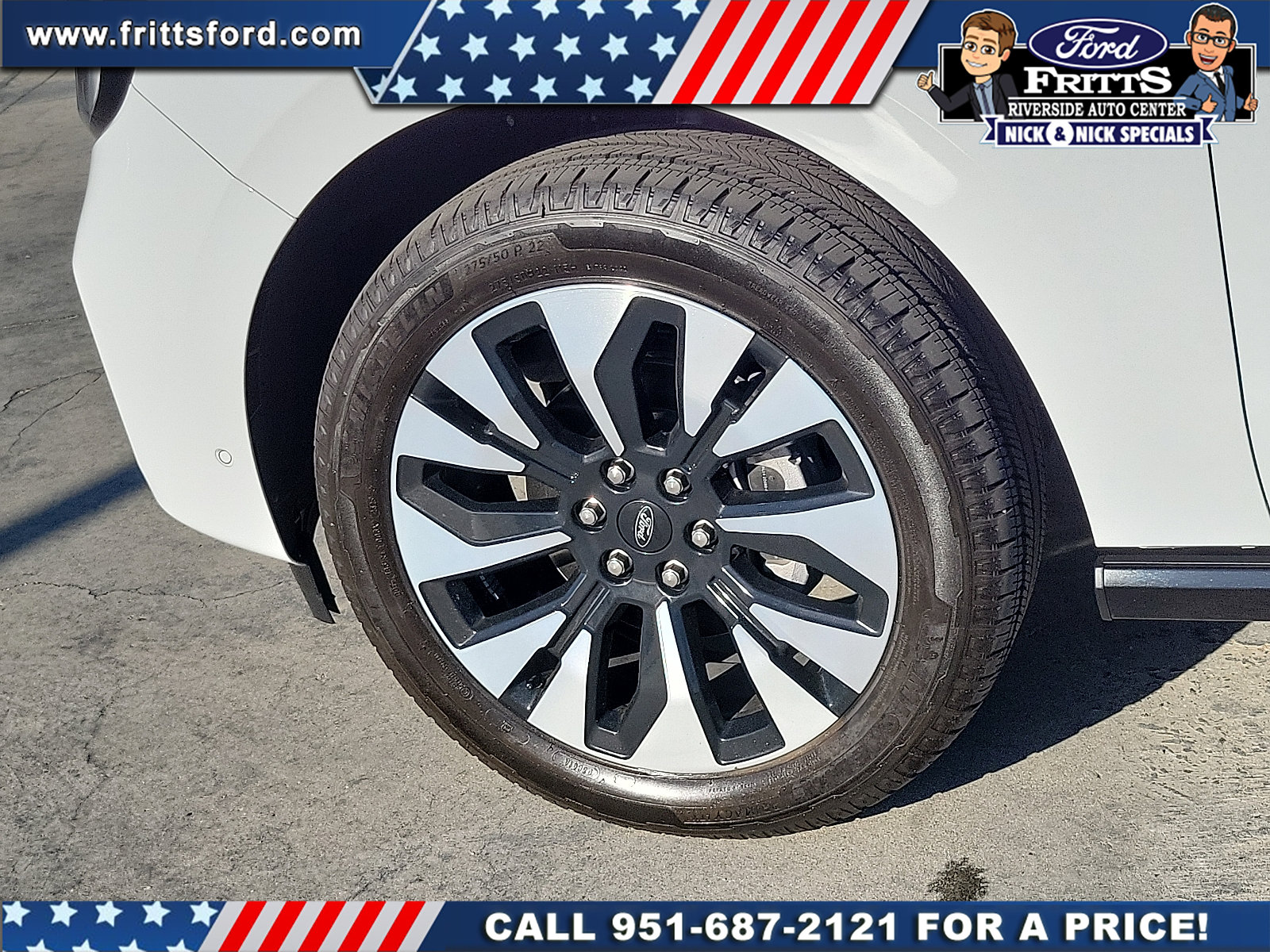 Certified 2025 Ford Expedition Max Platinum w/ Driver's Package AWD/4WD image 21