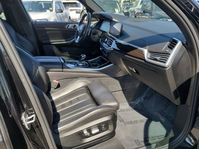 Used 2020 BMW X5 xDrive40i w/ Executive Package AWD/4WD image 16