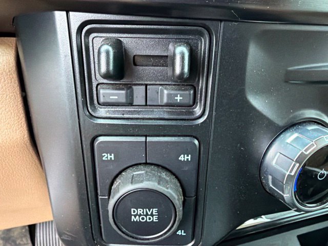 Certified 2023 Ford F350 Lariat AWD/4WD image 8