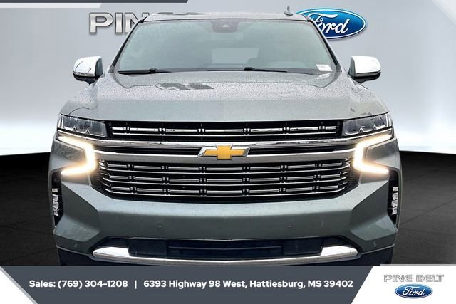Used 2023 Chevrolet Suburban Premier image 6