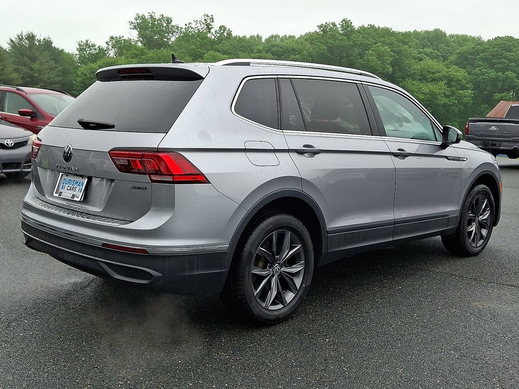 Used 2022 Volkswagen Tiguan SE AWD/4WD image 6