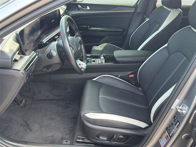 Used 2025 Kia K5 GT-Line w/ GT-Line Premium Package AWD/4WD image 11