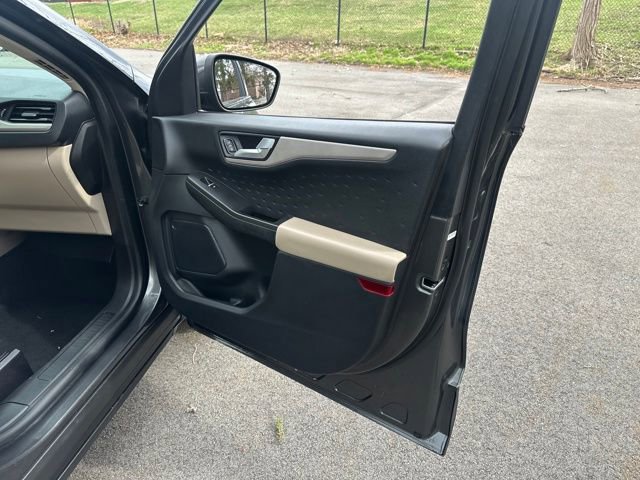 Certified 2020 Ford Escape SEL image 11