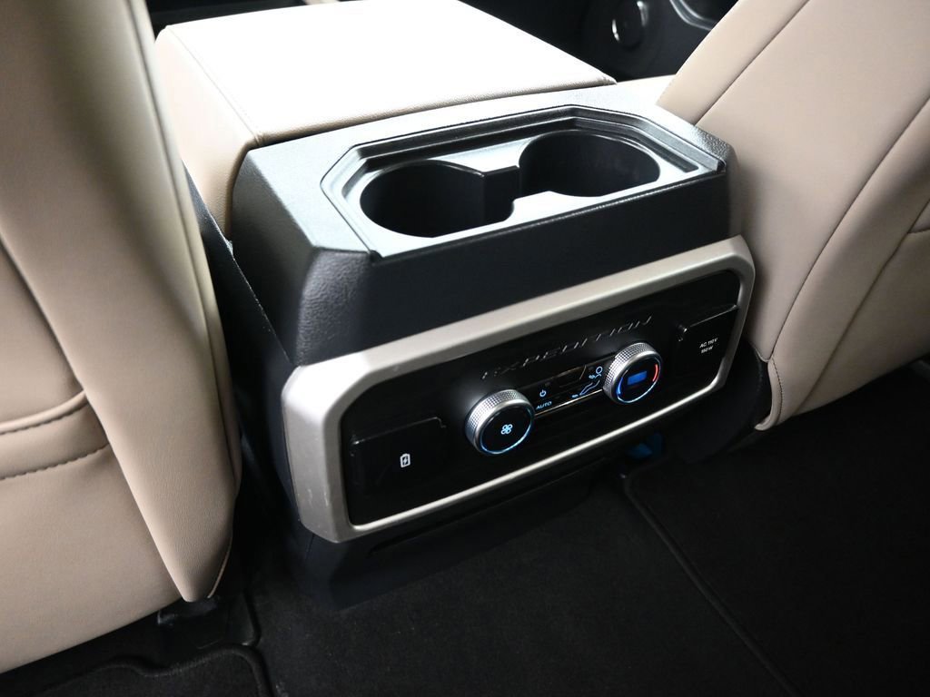 Certified 2024 Ford Expedition Max XLT image 47