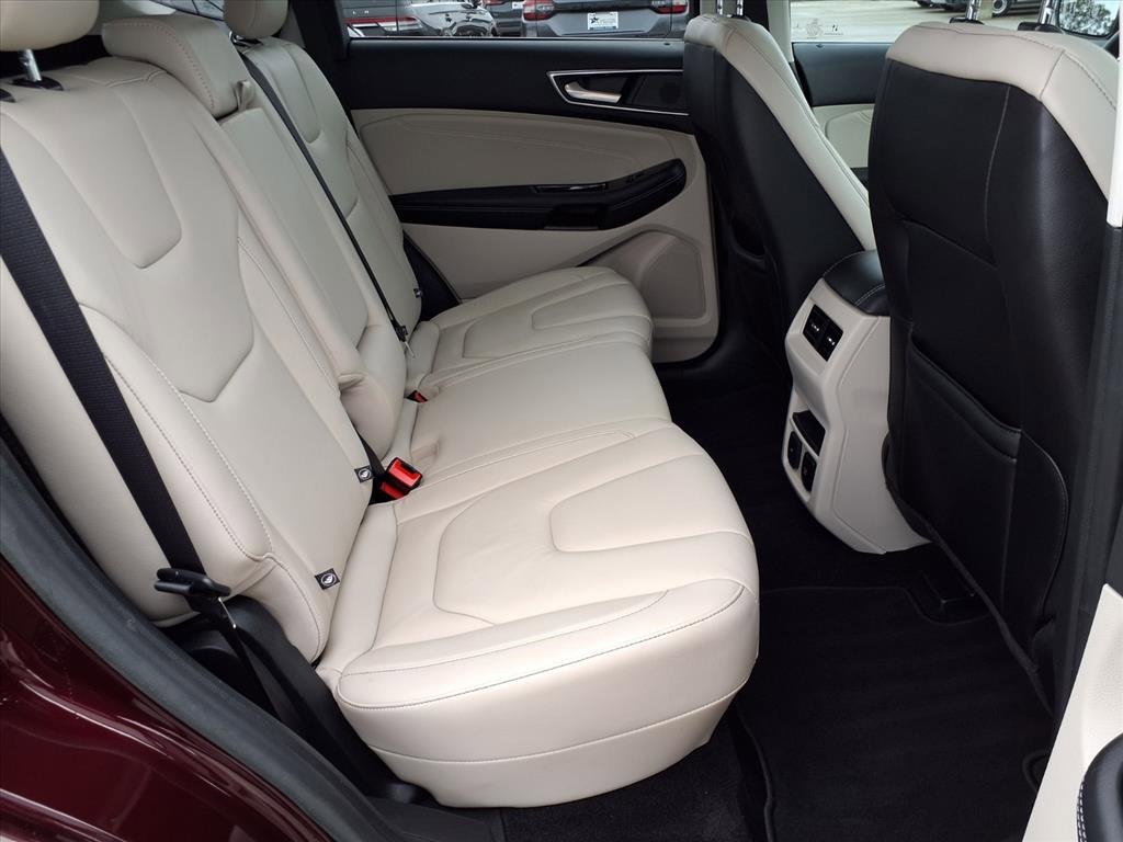 Certified 2020 Ford Edge Titanium image 25