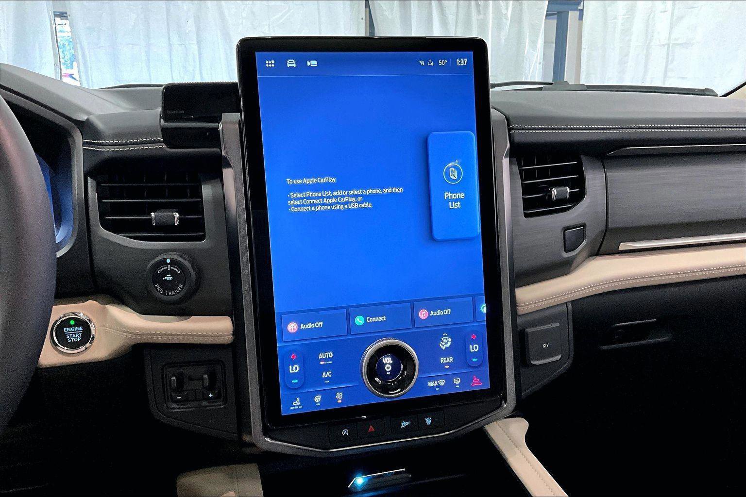 Certified 2024 Ford Expedition Max Platinum image 8