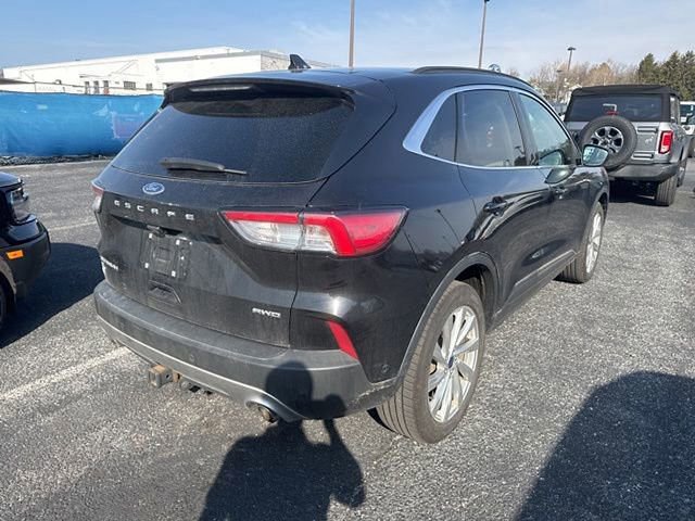 Certified 2021 Ford Escape Titanium w/ Titanium Elite Package image 3