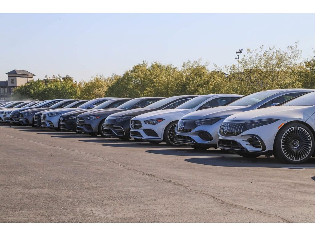 Used 2025 Mercedes-Benz GLA 250 4MATIC image 36