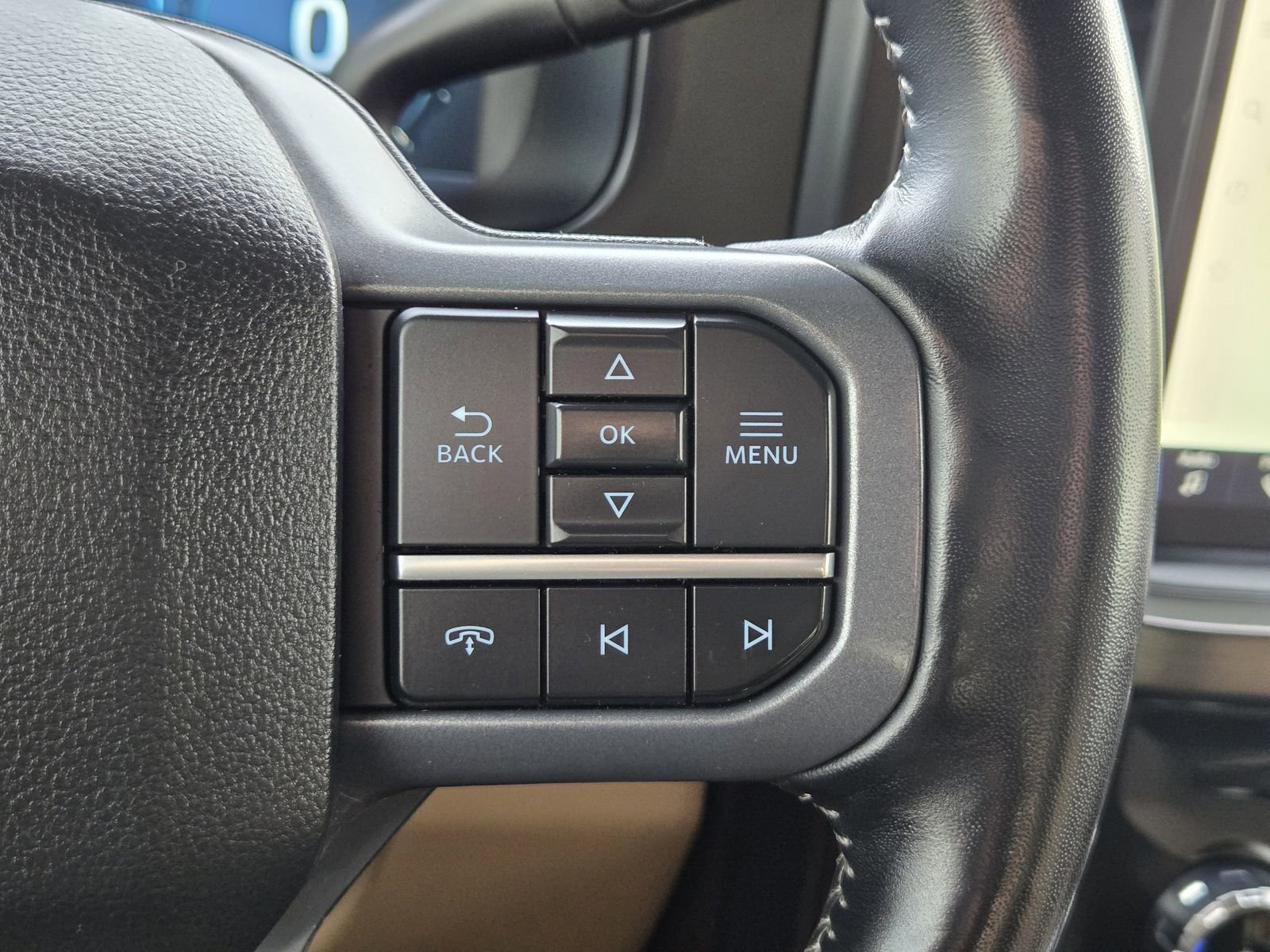 Certified 2023 Ford F350 Lariat w/ Chrome Package image 29