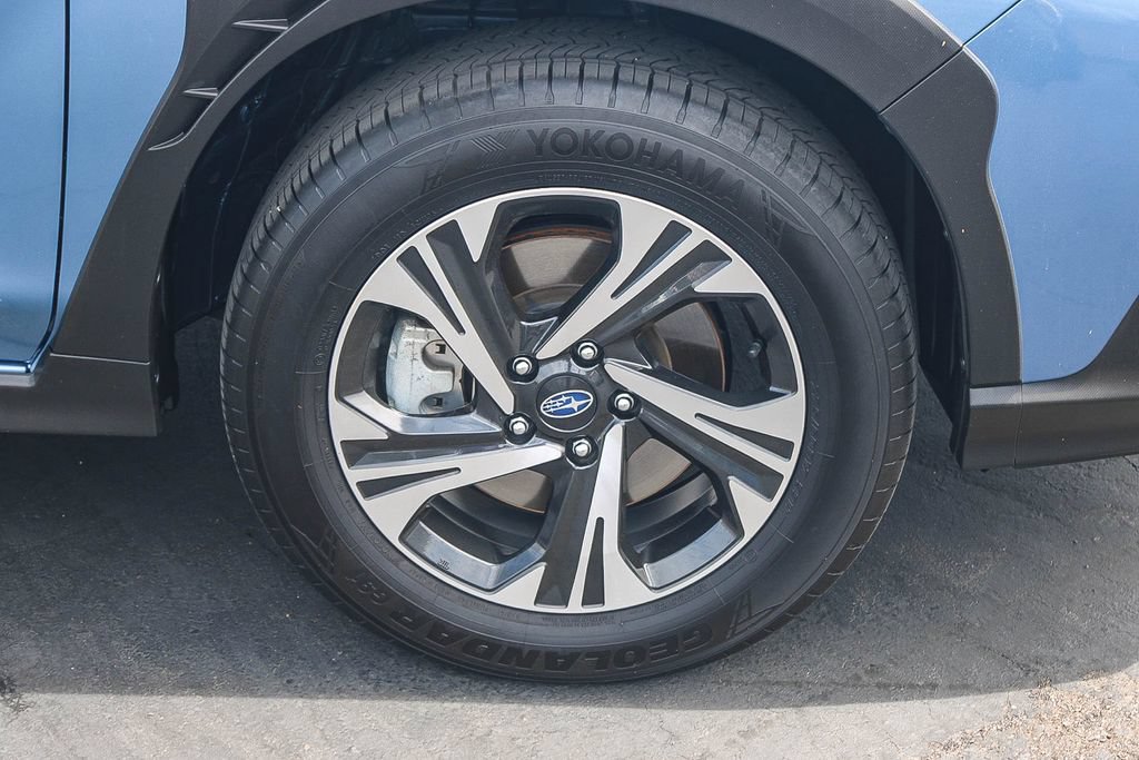 Used 2024 Subaru Crosstrek 2.0i Premium w/ Crosstrek Mirror Package AWD/4WD image 12