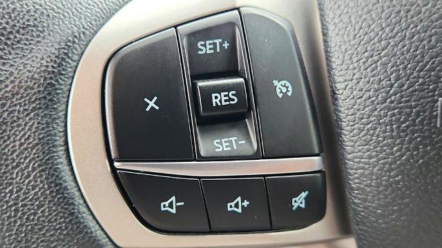 Certified 2024 Ford Explorer XLT image 24