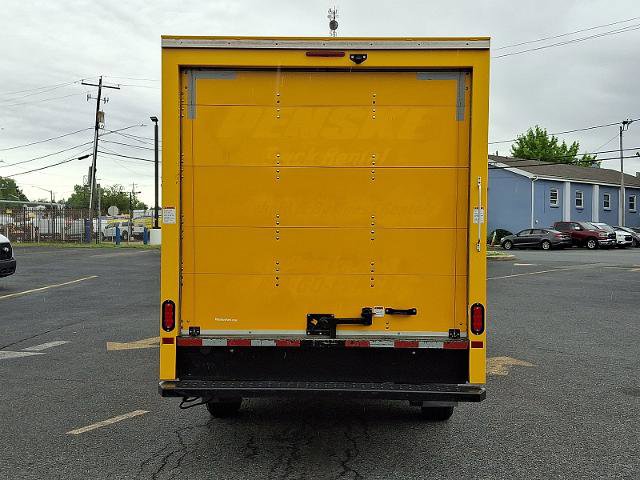 Used 2021 GMC Savana 3500 w/ Power Convenience Package RWD image 5