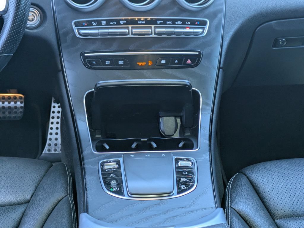 Used 2022 Mercedes-Benz GLC 300 image 25
