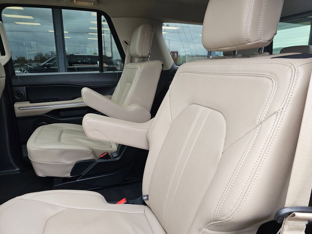 Certified 2024 Ford Expedition Limited AWD/4WD image 14