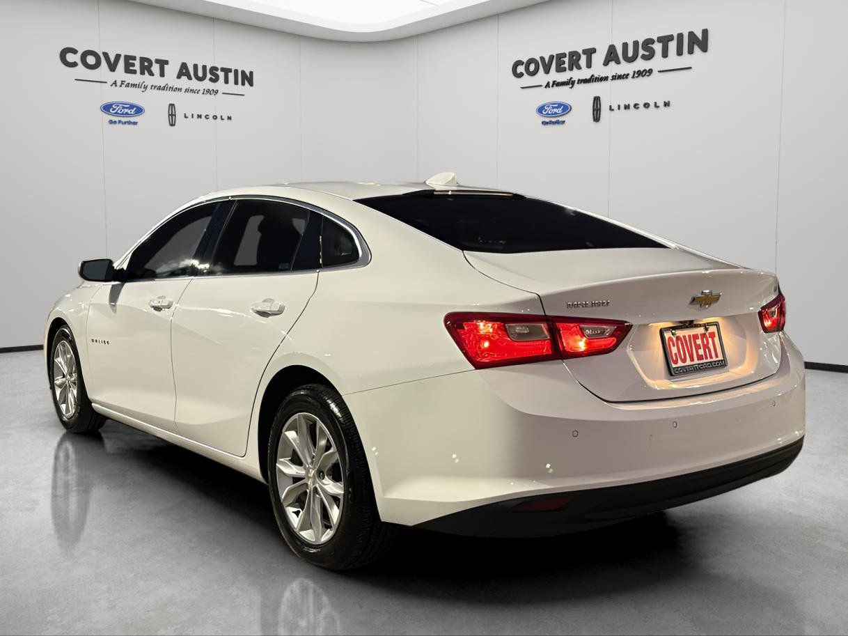 Used 2024 Chevrolet Malibu LT image 3