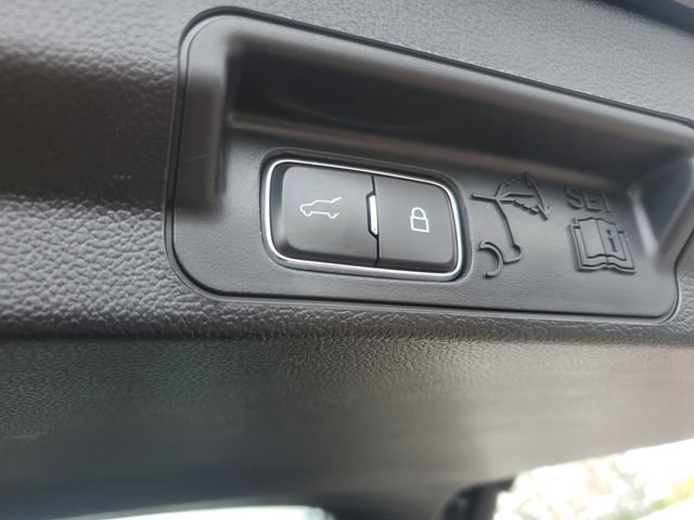 Certified 2023 Ford Explorer XLT w/ Equipment Group 202A AWD/4WD image 9