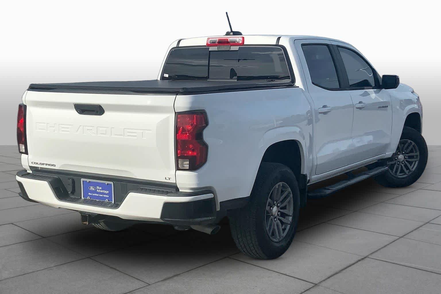 Used 2024 Chevrolet Colorado LT w/ LT Convenience Package RWD image 13