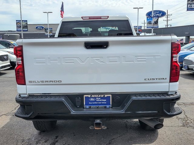 Used 2024 Chevrolet Silverado 2500 Custom w/ Snow Plow Prep/Camper Package image 4