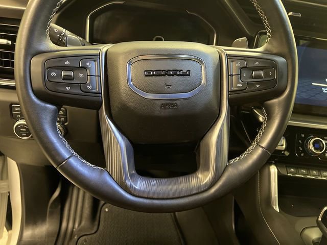 Used 2025 GMC Sierra 1500 Denali Ultimate image 9