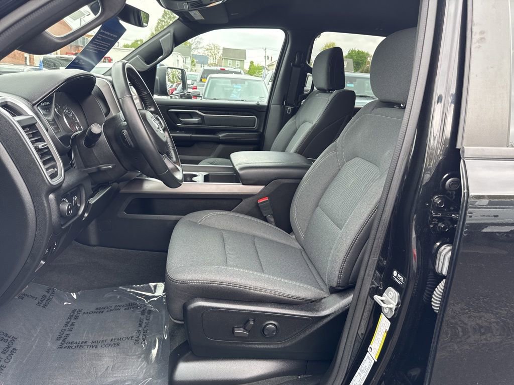 Used 2022 RAM 1500 Big Horn AWD/4WD image 13