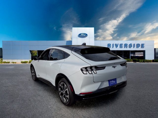 Certified 2023 Ford Mustang Mach-E Premium RWD image 5