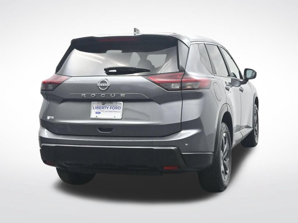 Used 2025 Nissan Rogue SV FWD image 7