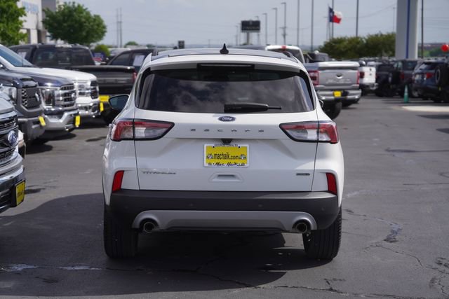 Certified 2020 Ford Escape Titanium w/ Titanium Premium Package 2.0 AWD/4WD image 7