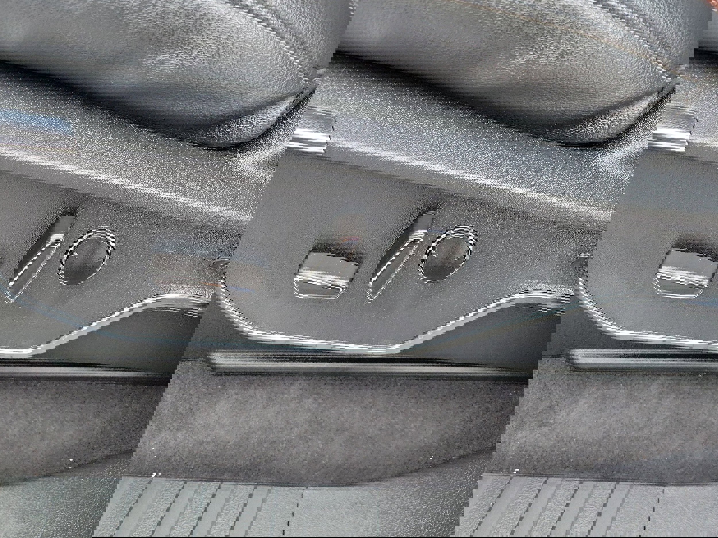 Certified 2023 Ford F150 Lariat w/ Equipment Group 502A High image 15