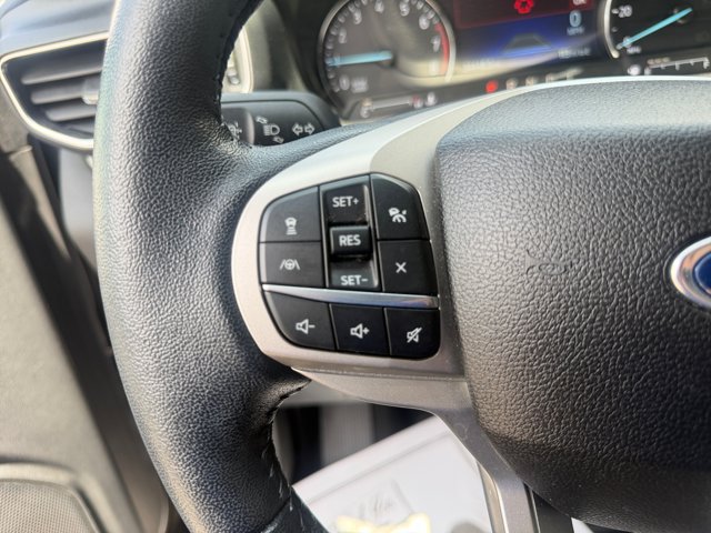 Certified 2022 Ford Explorer XLT w/ Equipment Group 202A AWD/4WD image 10