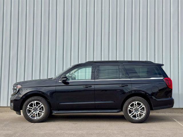 Certified 2025 Ford Expedition Active image 6