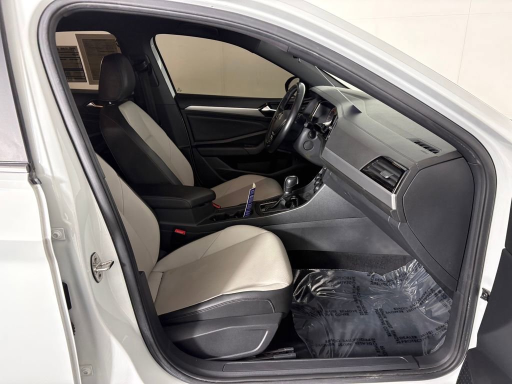 Used 2019 Volkswagen Jetta R-Line w/ R-Line Cold Weather Package image 35