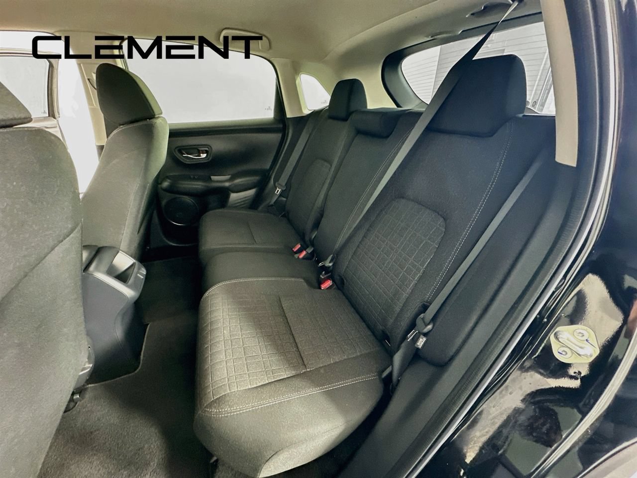 Used 2025 Honda HR-V LX image 30